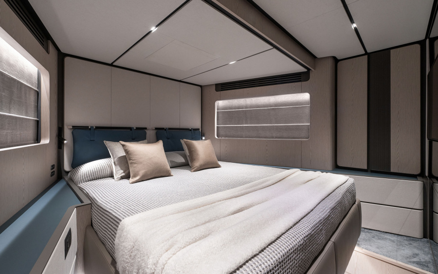Ferretti Yachts INFYNITO 80 #8 фото 2.3