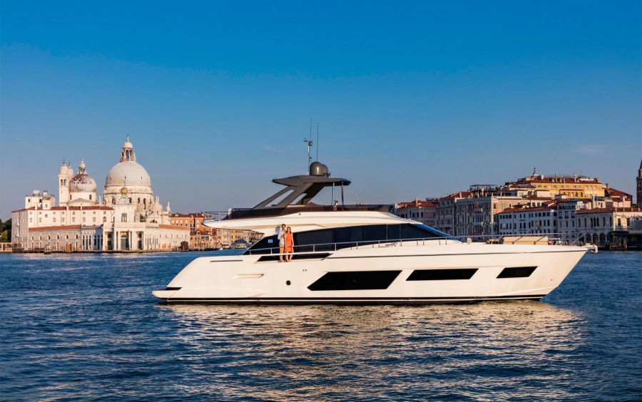 Ferretti Yachts 670 фото 1.4