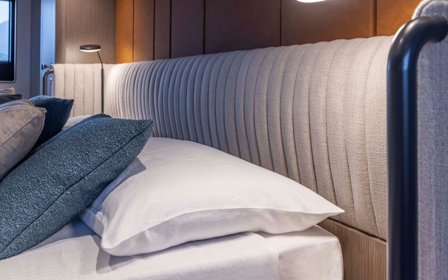 Ferretti Yachts INFYNITO 90 #11 фото 2.38